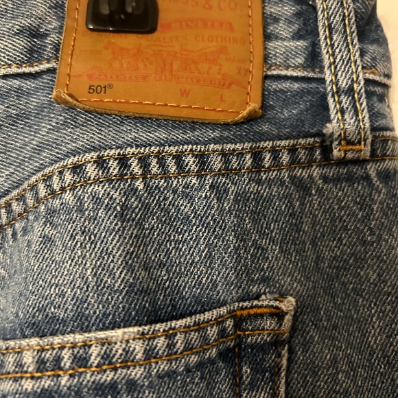 Men’s Levi vintage 501 jeans - Picture 12 of 12